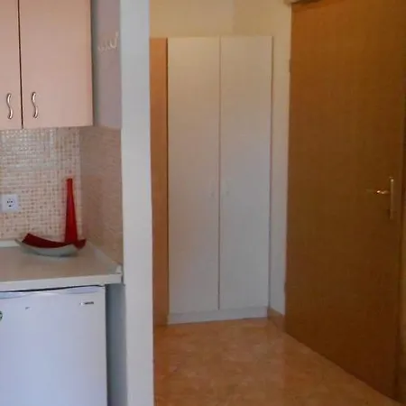 Apartment Mavarstica 11208a Trogir